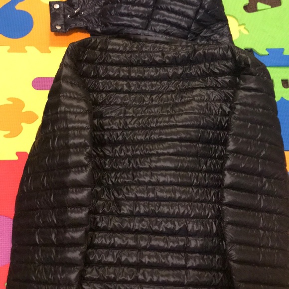 Burberry Coat - Picture 4 of 4